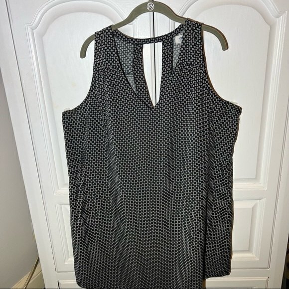 Old Navy Women’s Sleeveless Midi Dress‎ Size XXL, with floral pattern - Picture 1 of 6